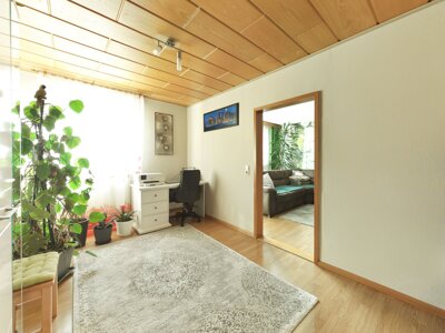 Büro 1. OG 