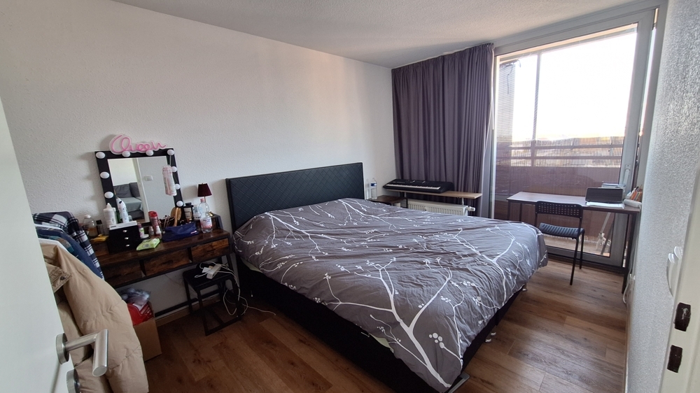 Modernisierte Wohnung mit Balkon im 5. OG - Foto 1