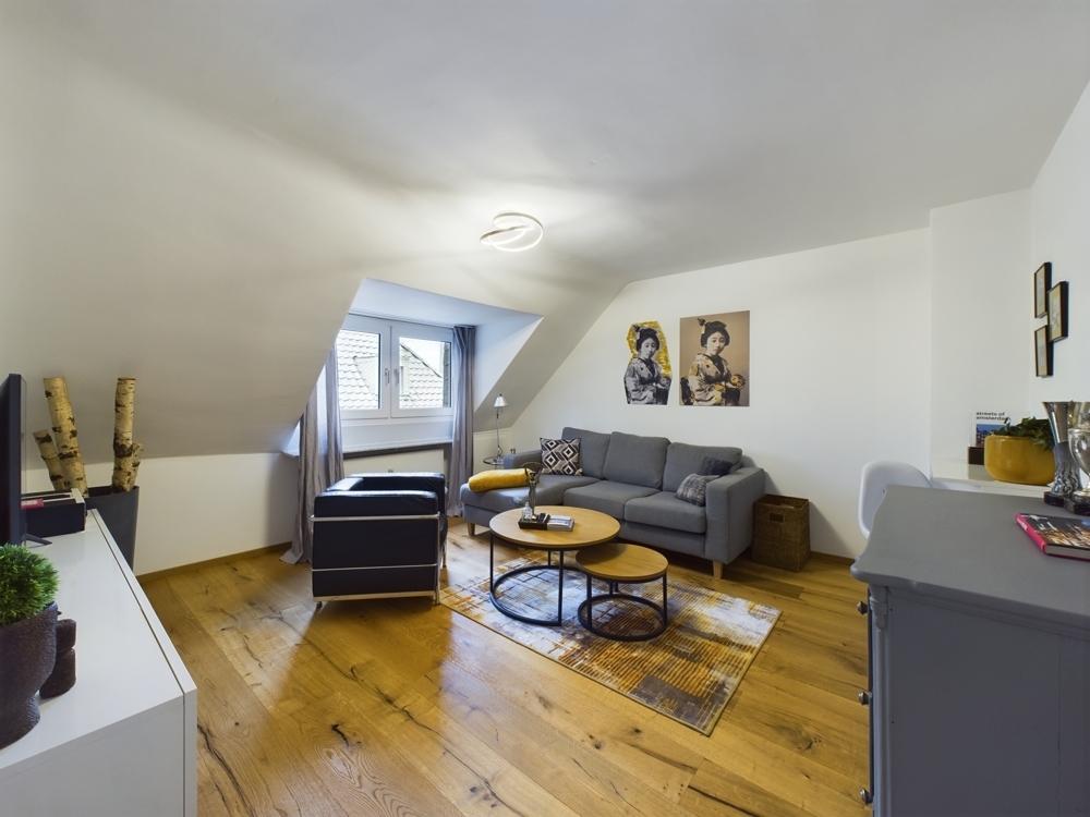 Kpl. eingerichtete 2-Zimmerwohnung mit guter Ausstattung - Photo 3