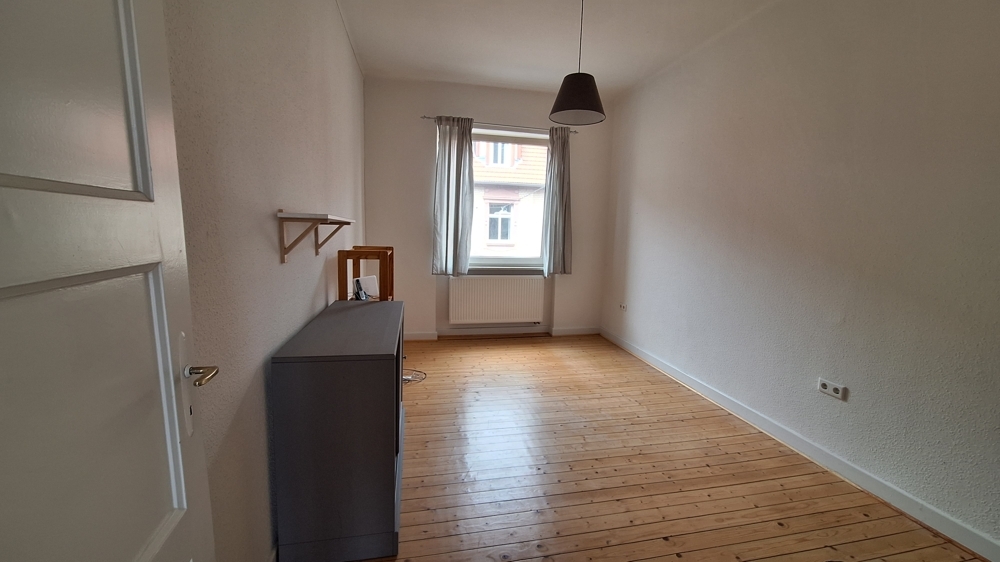 Beliebte Lage! Helle Wohnung mit Balkon - Foto 2