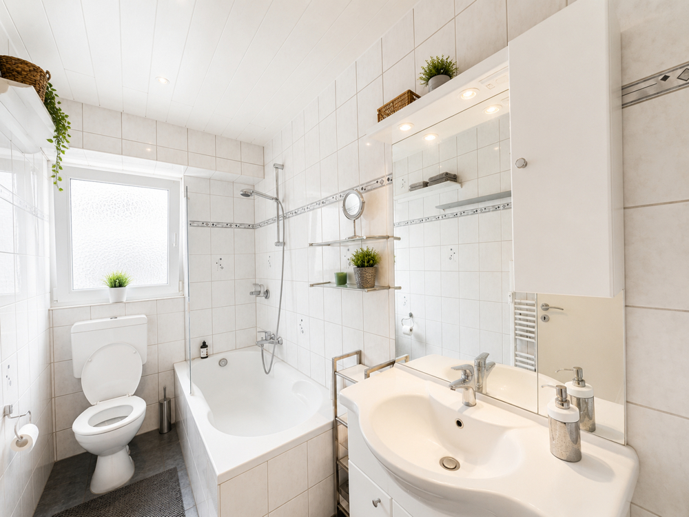 WG-geeignete 2-Zimmer-Wohnung mit Balkon |Möbliert & All-Inclusive-Miete - Photo 4