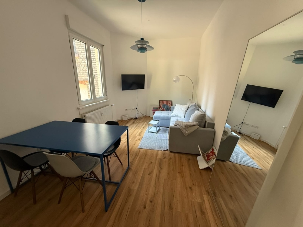 Charmantes Häuschen im ruhigen Hinterhof mit Wohlfühlcharakter I All-Inklusive-Miete - Photo 1