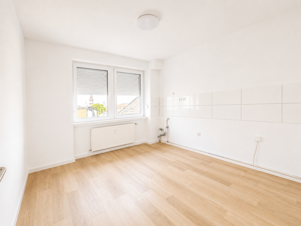 Modern renovierte 3-Zimmer-Wohnung in zentraler Innenstadtlage - Photo 1