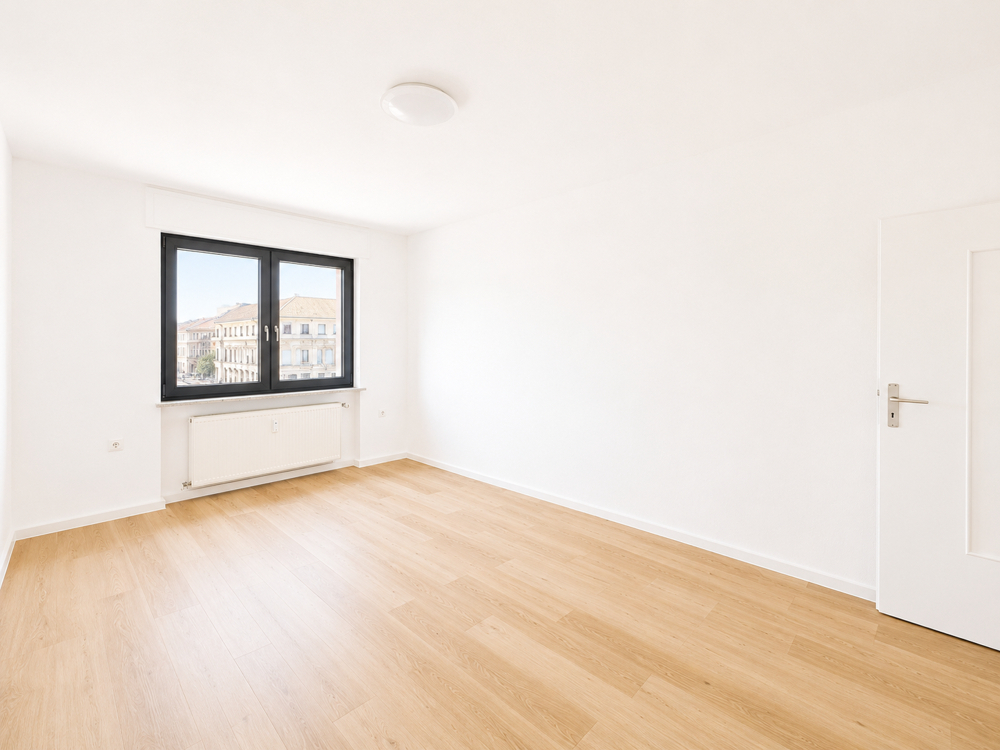 Modern renovierte 3-Zimmer-Wohnung in zentraler Innenstadtlage - Photo 4