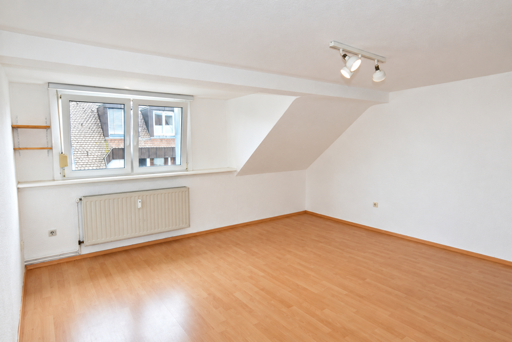WGs aufgepasst! Zentrale, ruhige und helle Wohnung mit Balkon - Photo 4