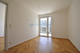 Schlafzimmer Ansicht 2