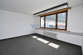 Büro 8