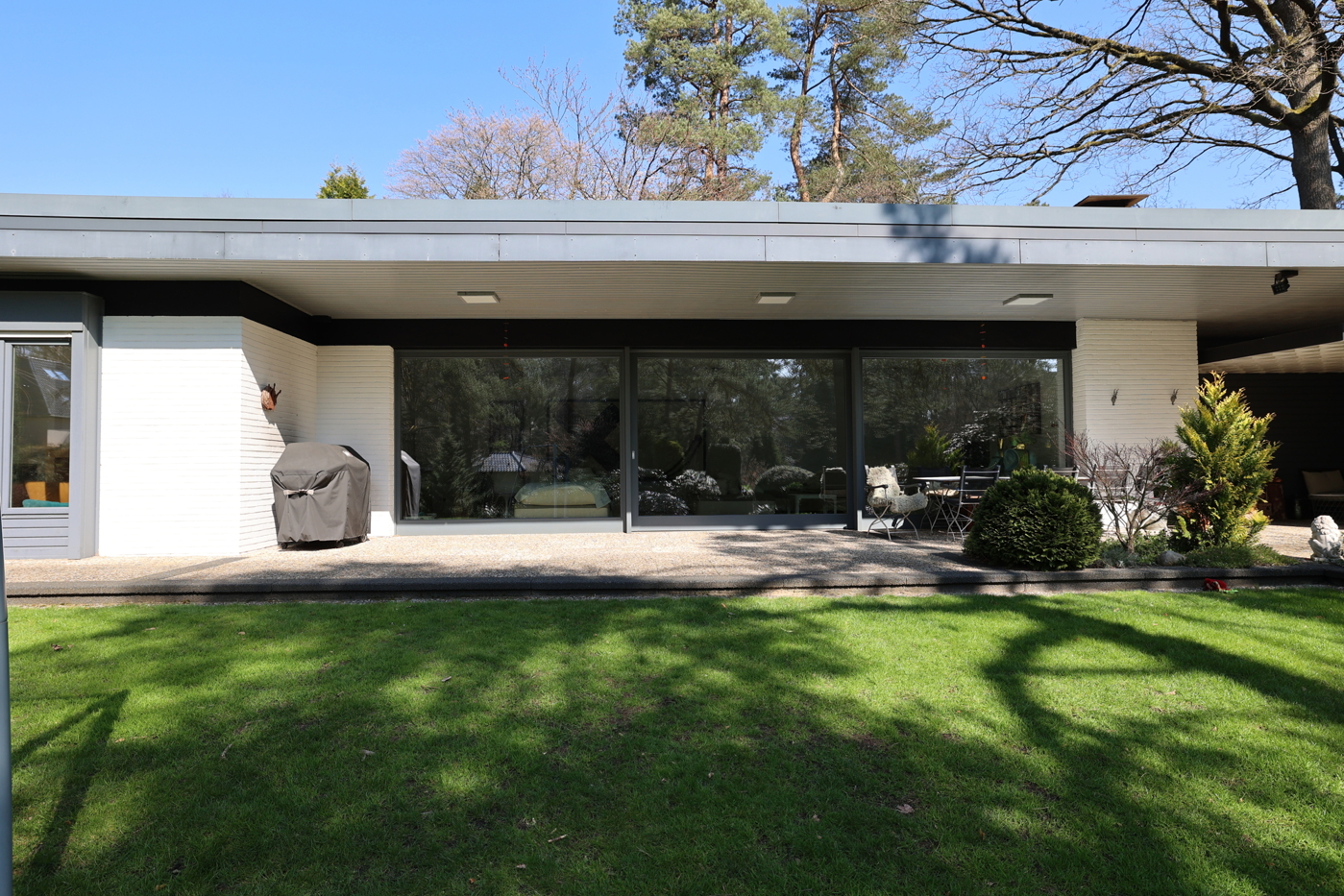 Nicht einsehbarer Garten- und Terrassenbereich