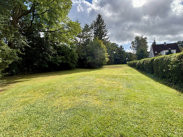 Attraktives Bauareal für moderne Wohnbebauung