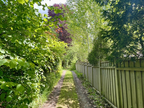 Zufahrt zum Grundstück