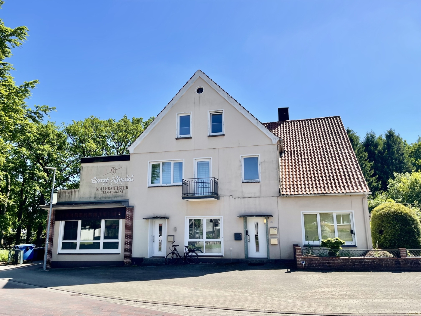 1916 errichtet und 1978 erweitert.