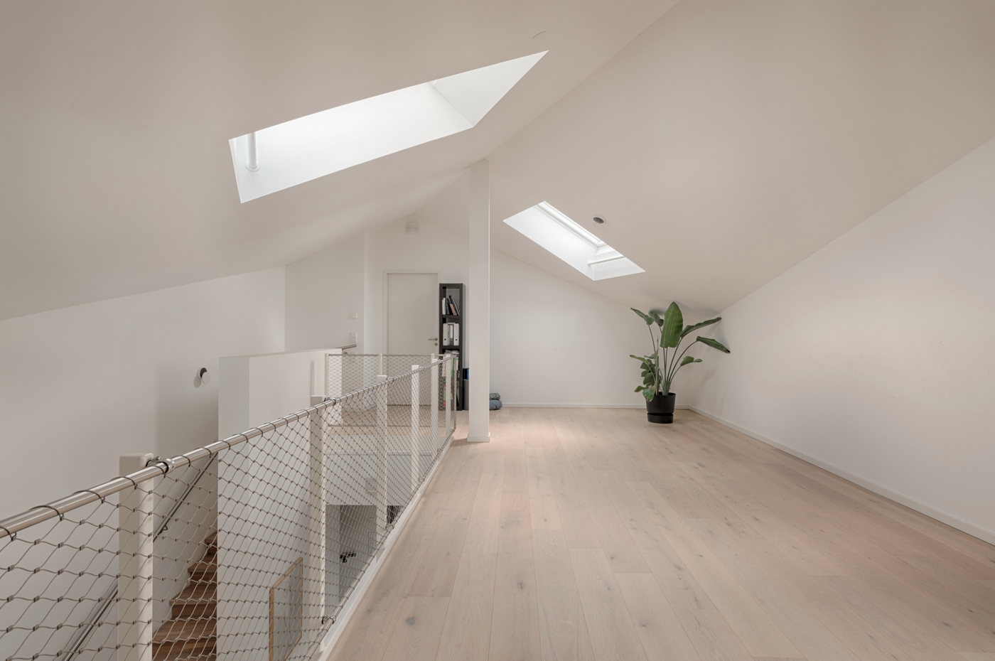 Lichtdurchflutete Galerie