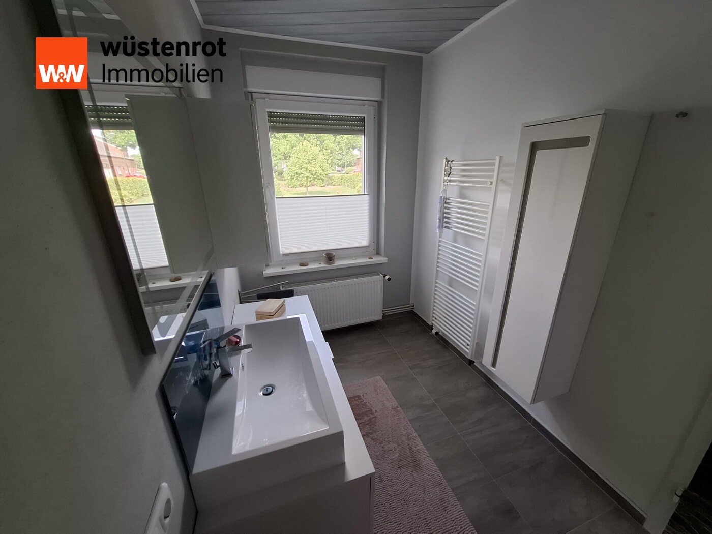 Badezimmer im EG