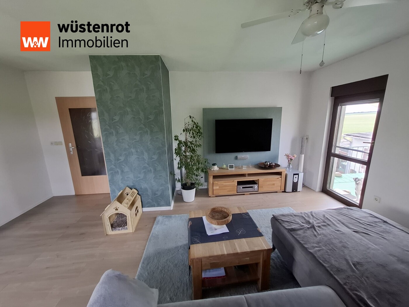Wohnzimmer im DG