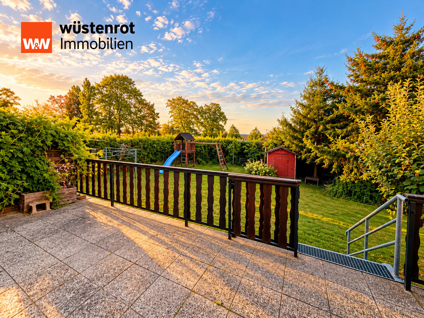 Terrasse mit Gartenblick