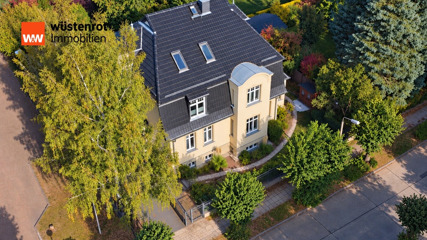 Stilvolle Villa in grüner Umgebung