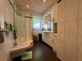 Bad mit Dusche