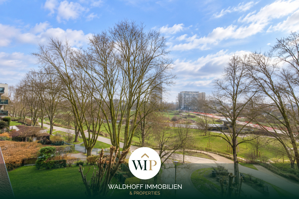 Gelegeheit an der Neckarpromenade - mit City und Neckarblick