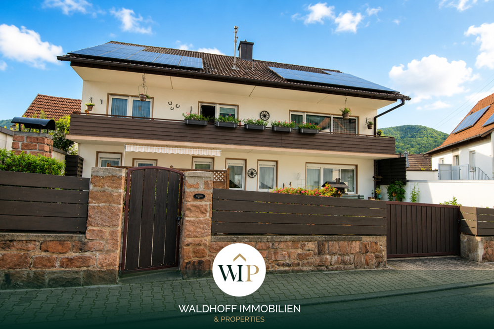 Neuer Preis! Zweifamilienhaus in ruhiger Lage im Herzen von Lambrecht
