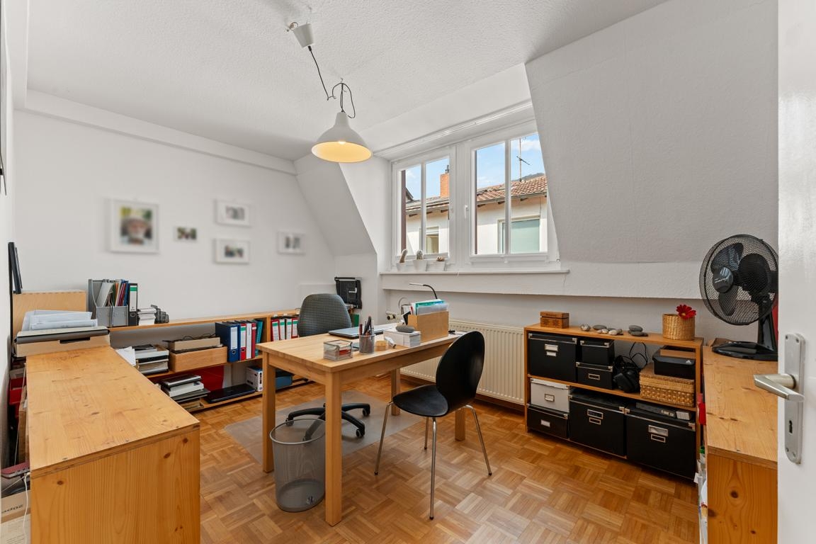 H. 2.OG Arbeitszimmer