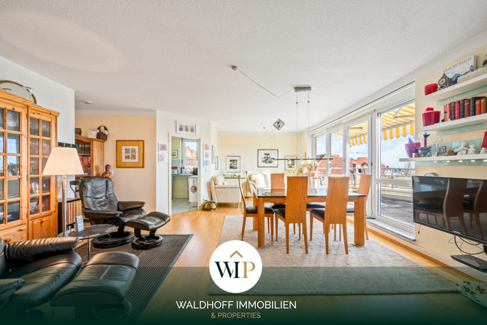 RESERVIERT - Etagenwohnung mit Aufzug und Traumfernblick vom großen Balkon