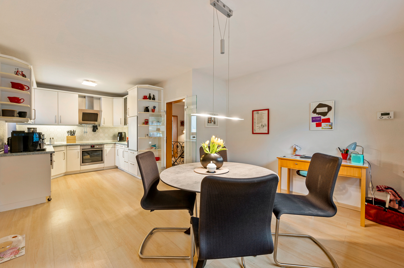Küche + Esszimmer