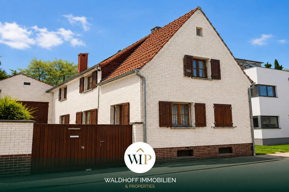 Zweifamilienhaus mit großer Ausbaureserve und Garten