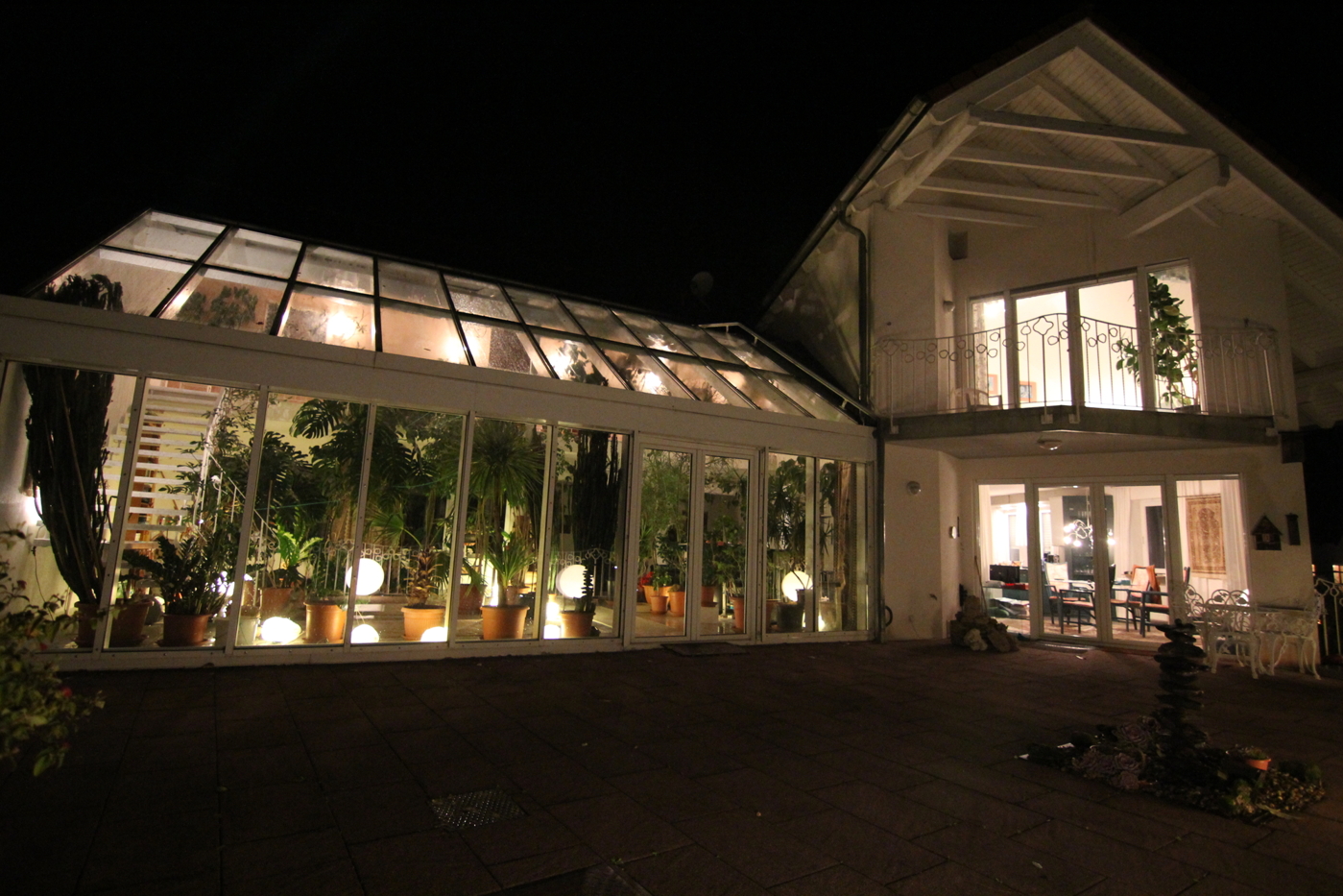 Nachtbild Terrasse