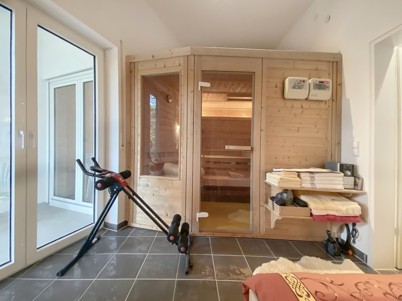 OG Zimmer mit Sauna