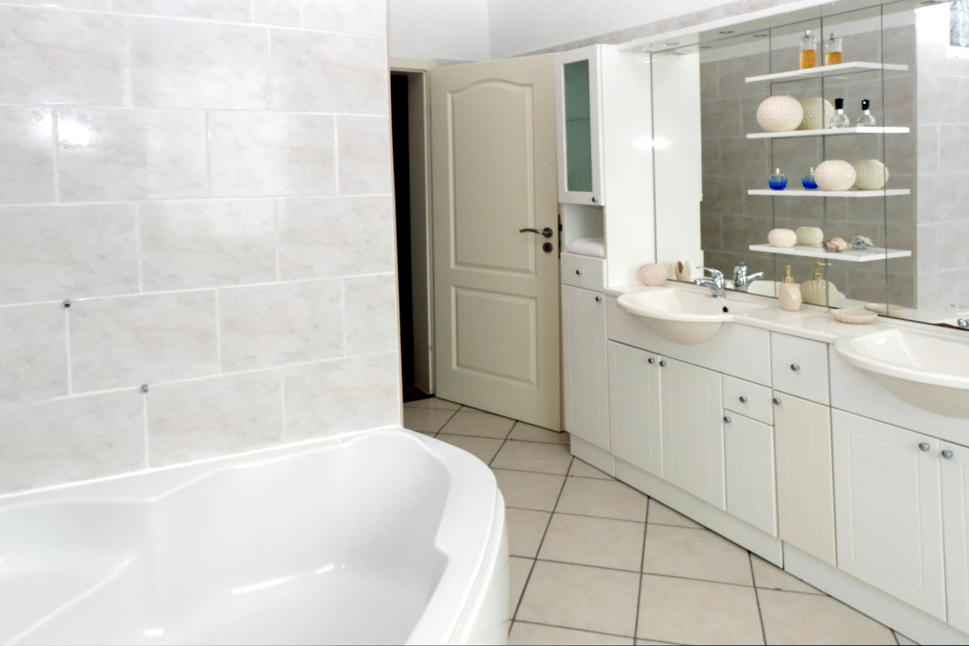 Eckbadewanne