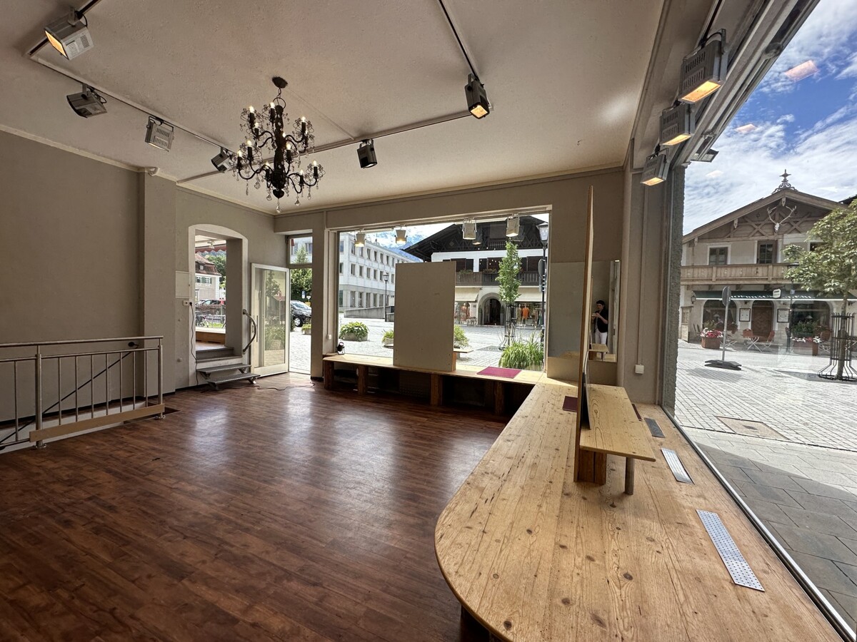 Verkaufsraum Ri. Olympiastrasse