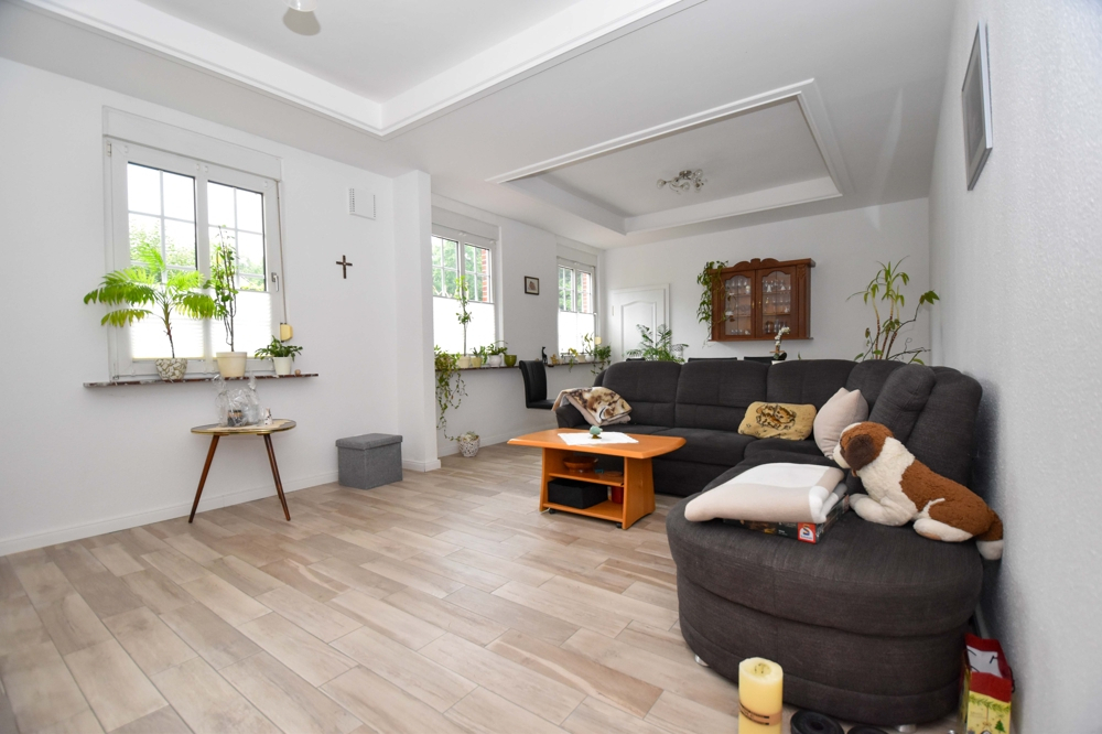 Idyllisches Wohnen auf dem Land – Charmante Erdgeschosswohnung mit Einbauküche und Garten in Augustendorf - Photo 2