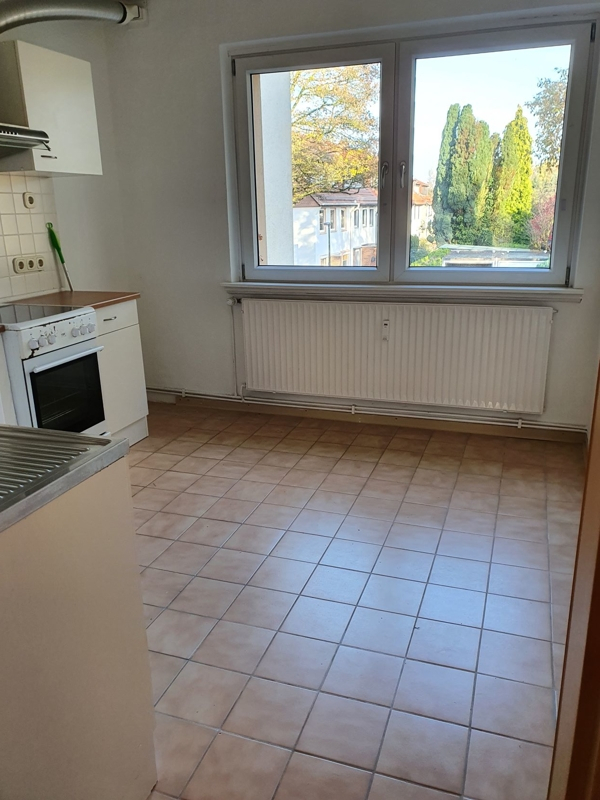 3 ZKB-Balkon in ruhiger Wohnlage - zu Fuß zur Nord-West-Bahn - frei ab 01.09.2026 - Foto 2