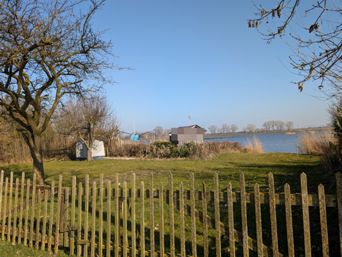Blick auf das Grundstück (6)
