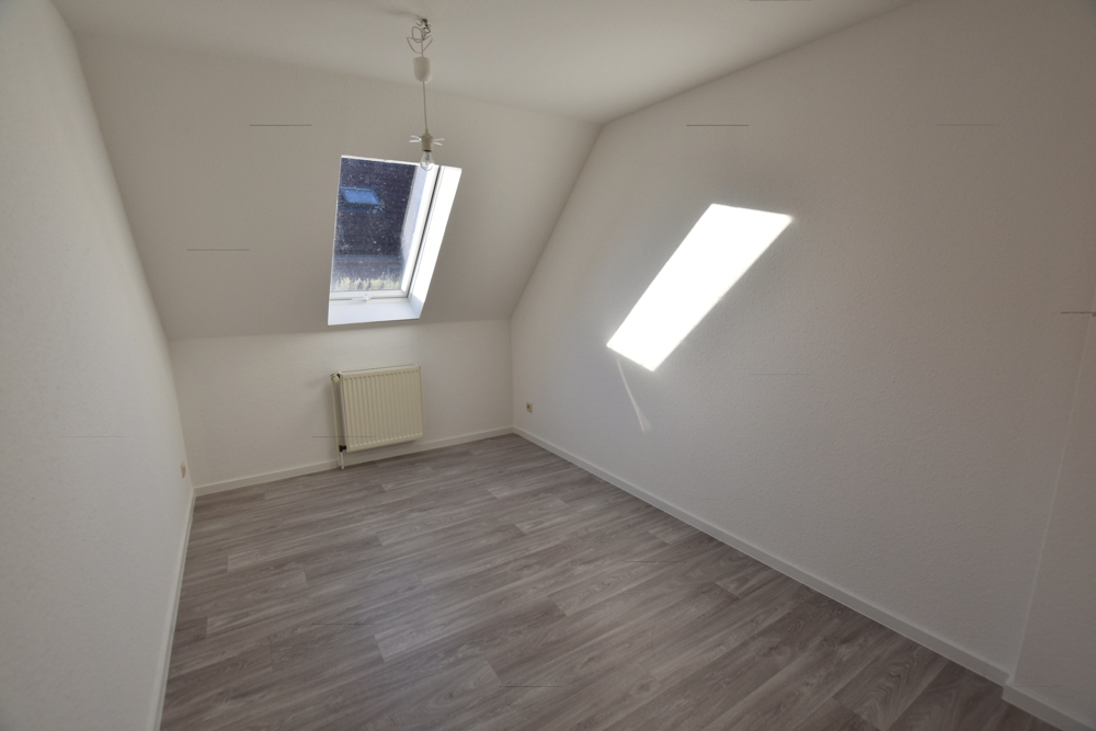Zentral gelegene Obergeschosswohnung in Warsingsfehn - Foto 4