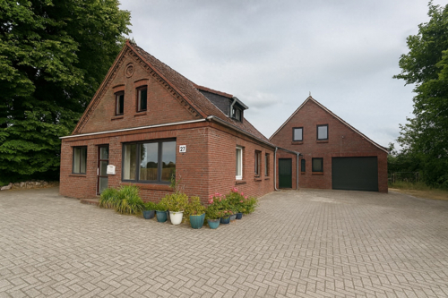 Straßen-/Aussenansicht