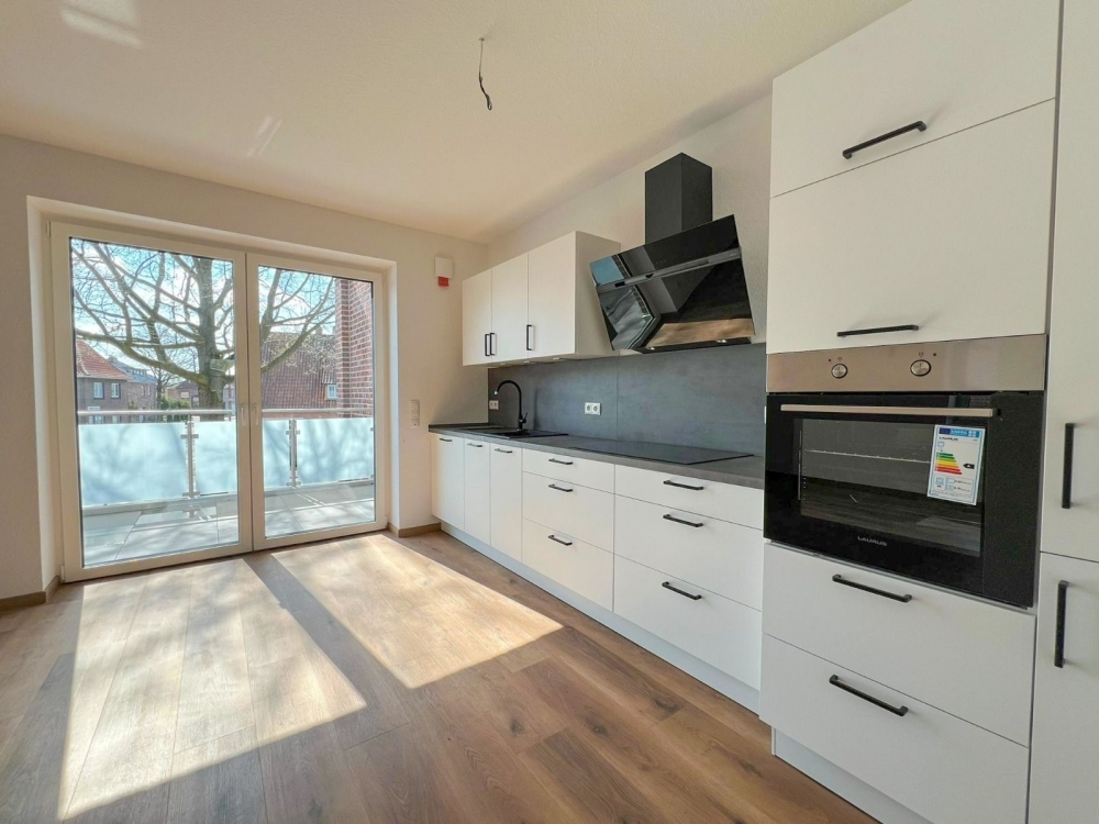 6635 - Stilvoll Wohnen im Neubau – Lichtdurchflutete 2,5-Zimmer-Wohnung mit EBK und Balkon - Photo 1
