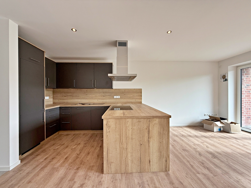 Reihenhaus mit hohem Komfort in Augustfehn |inkl. Einbauküche, Wärmepumpe und PV-Anlage! - Photo 2