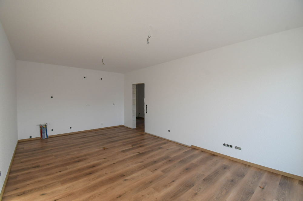 6530 - Stilvoll Wohnen im Neubau – Lichtdurchflutete 2-Zimmer-Wohnung mit Aufzug und Balkon - Foto 5