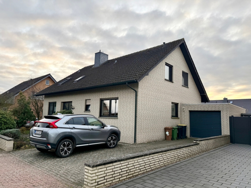 Hausansicht Straßenseite