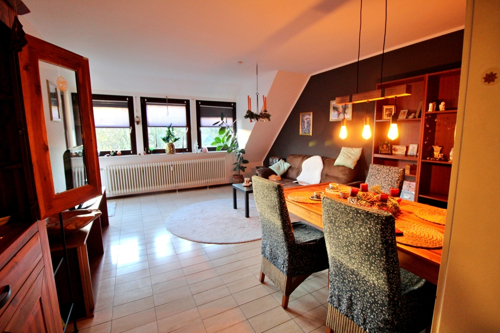 Blick ins Wohnzimmer