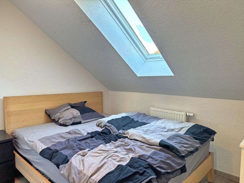 Gepflegtes Reihenmittelhaus mit Einbauküche, Terrasse und Carport in zentraler Lage von Wiesmoor - Foto 4