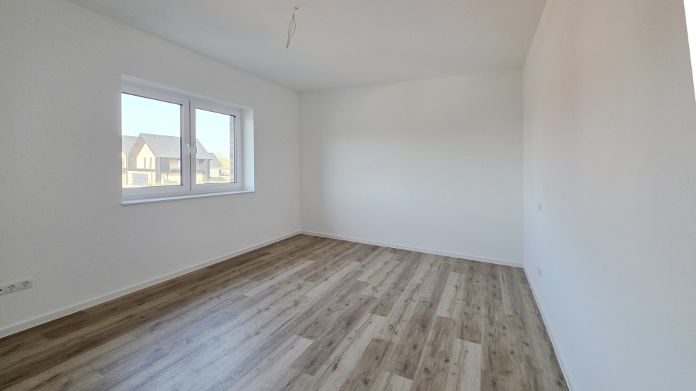 Erstbezug! - Schicke 2-Zimmer-Oberwohnung mit Balkon - Photo 3