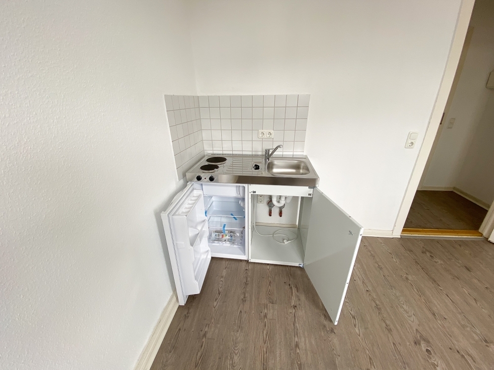 Smart wohnen in Bant: Ideal für Studenten, Azubis & Soldaten - Miniwohnung mit Duschbad & Kochzeile - Photo 4