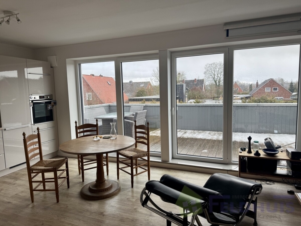 Aufgepasst! Stilvolle 2-Zimmer-Oberwohnung mit Dachterrasse in Leer-Loga - Foto 1