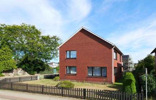 V1610 Ansicht Straße Bild 1