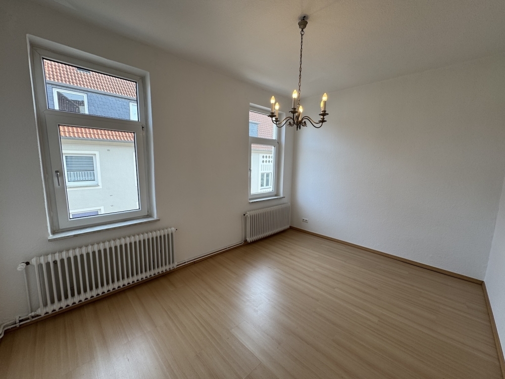 Großzügige 4-Zimmer-Wohnung mit ca. 100 m² – ruhig wohnen & stadtnah in Wilhelmshaven-Bant - Photo 1