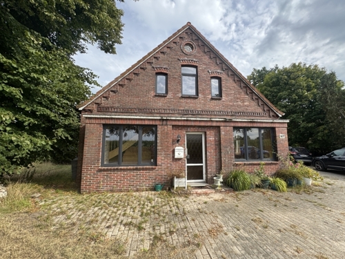 Straßen-/Aussenansicht