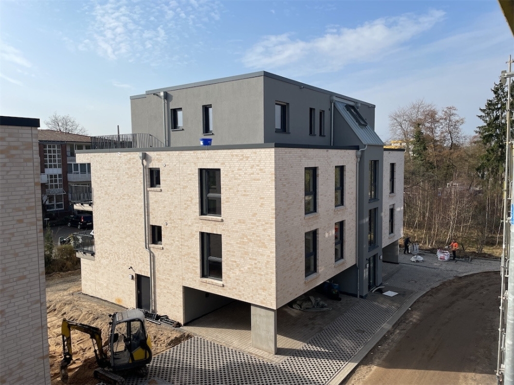 Lichtdurchflutete 4- Zimmerwohnung in Osnabrück ! - Photo 1