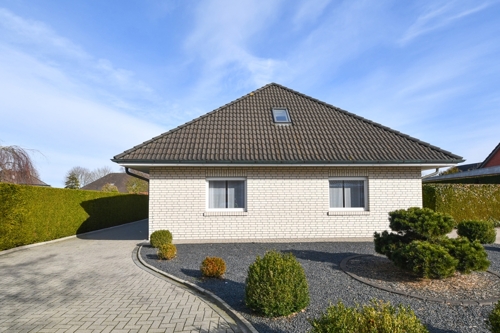 Rasemin_außen-16 ohneAuto_kleiner